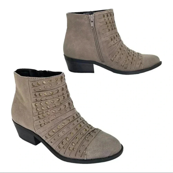 White Mountain Desire Grey Faux Leather Womens Ankle Boots Size 5.5M - Picture 14 of 14